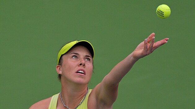 Linda Noskov� na pod�n� v semifin�le Indian Wells.