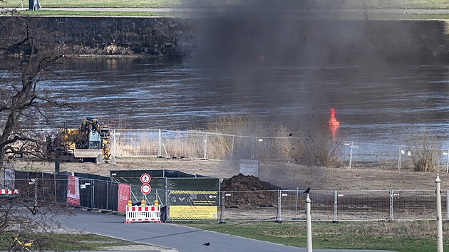 V Dr��anech zlikvidovali bombu z druh� sv�tov� v�lky. (11. b�ezna 2026)