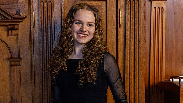 �estn�ctilet� studentka Ad�la Podholov�  z�skala titul D�t� �eska 2025 od nadace UNICEF.