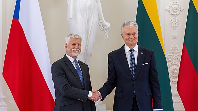 Prezident �eské republiky Petr Pavel s litevským prezidentem Gitanasem...