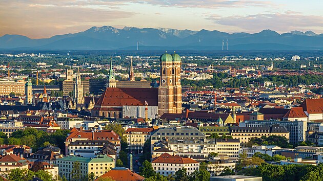 Na prvn�ch p���k�ch �eb���ku nejlep��ch m�st pro �ivot se pravideln� objevuje n�meck� Mnichov.
