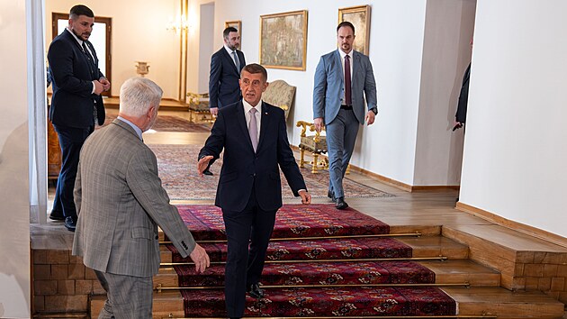 Prezident Petr Pavel p�ijal premi�ra Andreje Babi�e (ANO) na Pra�sk�m hrad�. (17. b�ezna 2026)