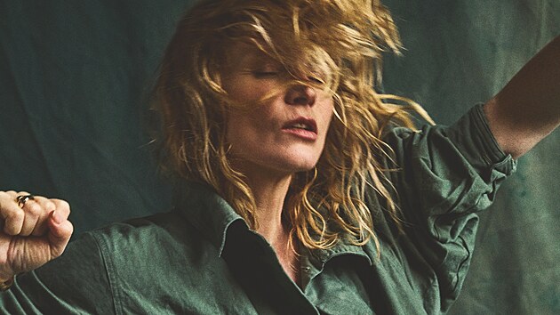 A�a Geislerov� pro Harper�s Bazaar (Art Issue, duben 2026)