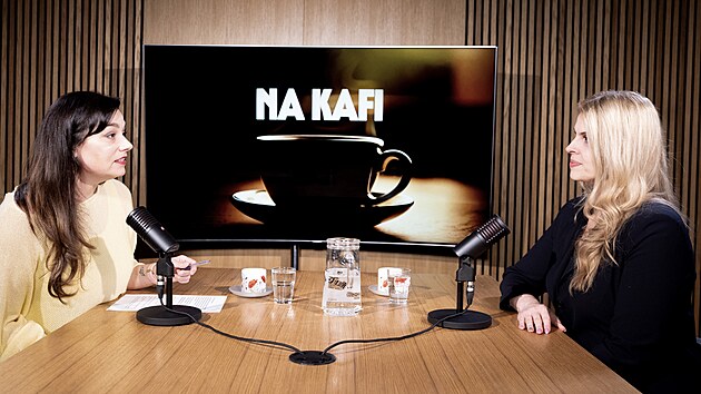 Hostem podcastu NA KAFI byla ��astnice Extr�mn�ch prom�n a koordin�torka na klinice Endohope Dominika Vymazalov�.