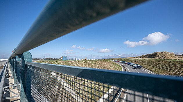 Dokon�en� silnice v pr�myslov� z�n� Solnice � jih (13. b�ezna 2026)