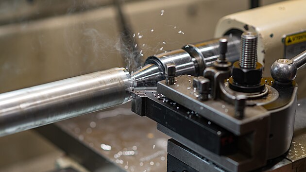 Precizn� v�roba ve spole�nosti Colt Canada (11. b�ezna 2026)