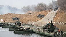 Ji�ní Korea a Spojené státy po�ádají vojenské cvi�ení Freedom Shield v...