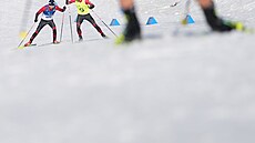 Sou�ástí para biatlonu je spolupráce parasportovce a vodi�e. Na snímku je vít�z...