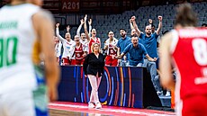 Radost �eské lavi�ky b�hem utkání s Brazílií v kvalifikaci o MS 2026.