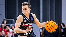 Goran Filipovi� z Nymburka b�hem utkání s Terstem.