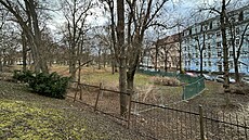 V centru Ústí nad Labem za�ala obnova více ne� sto let starých Mánesových sad�....