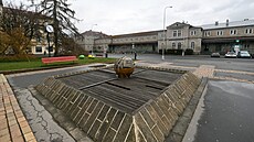 Prostor p�ed hlavním vlakovým nádra�ím v d��ínské �ásti Podmokly. (b�ezen 2026)