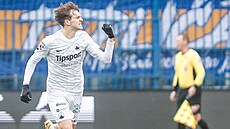 Liberecký úto�ník Daniel Rus se raduje z gólu.