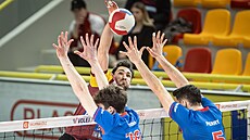 Liberecký Lukasz Wiese sme�uje v utkání proti Benátkám.