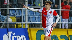 Slávistický úto�ník Mojmír Chytil se raduje ze svého gólu.