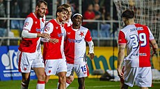 Slávisté se radují z gólu Mojmíra Chytila.