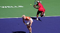 Kate�ina Siniaková s Taylor Townsendovou v deblovém finále turnaje v Indian...