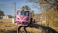 Na tratích v t�chto dnech pracuje dvacet d�lník�, pokra�ují víkendové brigády...