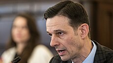 Právník a zástupce ve�ejného ochránce práv Vít Alexander Schorm v diskuzi...
