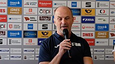 �éftrenér Pavel Sluka hovo�í p�ed halovým sv�tovým �ampionátem v Toruni.