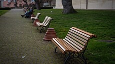 Nové lavi�ky na Pra�ském hrad�. (12. 3. 2026)