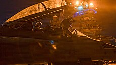 Nejmodern�j�í letadlová lo� amerického námo�nictva USS Gerald R. Ford operující...