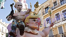 V b�eznu se ve �pan�lské Valencii koná slavnost Fallas, kde hlavní atrakcí jsou...