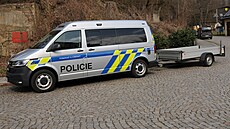 Policisté pátrali v okolí Landeku po chlapci, který se v nevrátil z plesu. (15....