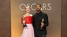 Dr�itelé leto�ních Oscar� v kategoriích pro here�ku a herce v hlavní roli:...