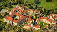 Pr�vodcem cyklu Skryté skvosty bude op�t Jaroslav Plesl. Seriál zavítá i do...