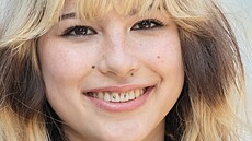 Krasobrusla�ka Alysa Liuová na p�ehlídce Louis Vuitton b�hem pa�í�ského Fashion...