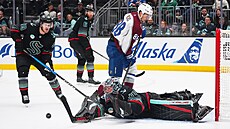 Martin Ne�as (88) z Colorado Avalanche v zápase se Seattle Kraken p�ed...