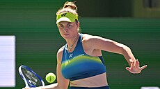 �eská tenistka Linda Nosková ve �tvrtfinálovém utkání v Indian Wells.