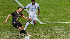 Zápas FC Hradec Králové - FC Baník Ostrava. Hradecké h�i�t� se potýká s...