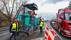 V Náchod� u Albertu na hlavním tahu do Polska za�ala p�estavba okru�ní...