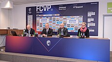 M�sto Plze� investuje do stadionu ve �truncových sadech zhruba 140 milion� na...