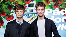 Josef Jan Abrhám a jeho bratr Antonín Jan Abrhám na premié�e seriálu Pád domu...