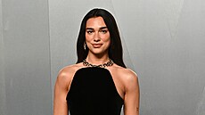 Dua Lipa na Vanity Fair Oscar Party v Los Angeles (15. b�ezna 2026)