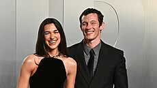 Dua Lipa a Callum Turner na Vanity Fair Oscar Party v Los Angeles (15. b�ezna...