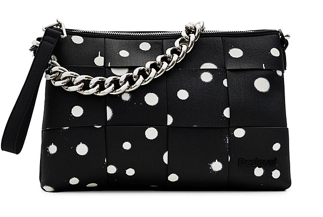 Puntíky jsou ženské, něžné i elegantní. Přineste je do jarního šatníku