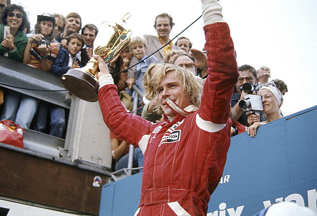 Před 50 lety se v Japonsku jelo o titul. Boj Hunta a Laudy rozhodl jediný bod