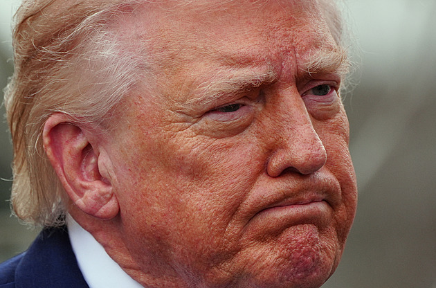 V Americe se objevil politický insider trading. Někdo z okolí elity snadno bohatne a nikomu to nevadí