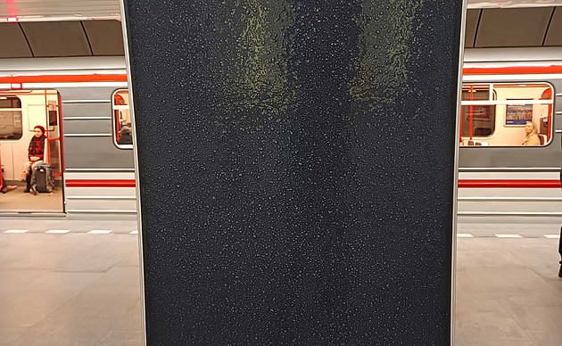 Jako sypat cukr mezi dvě skla, říká Velčovský k dominantě opravené stanice metra