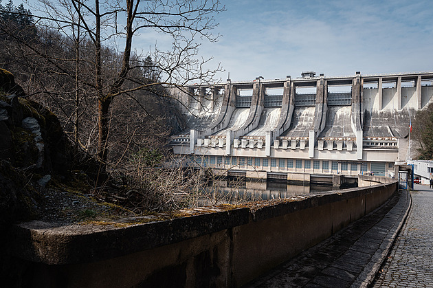 Kudy se valí masa vody. Nahlédněte do útrob vodní elektrárny na Slapech Kudy se valí masa vody. Nahlédněte do útrob vodní elektrárny na Slapech