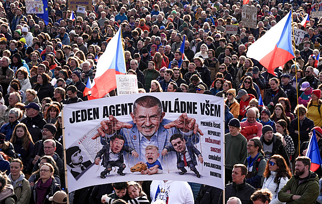 Minář má talent. Úmornou letenskou litanii dokázal proměnit v něco pozitivního