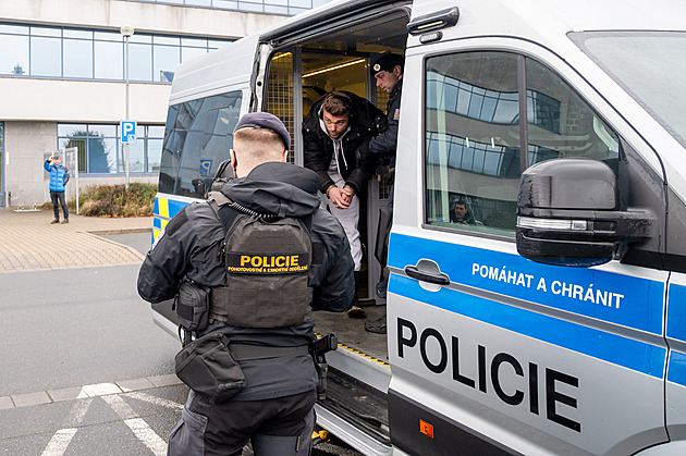 Někteří z obviněných v sázkařské kauze měli způsobit škodu přes deset milionů