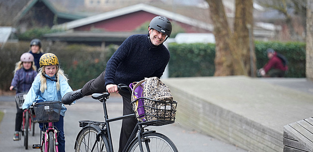 Dánové vybírají parlament. Premiérka Frederiksenová usiluje o třetí mandát