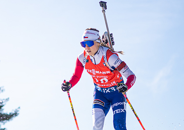 Biatlon ONLINE: Poslední ženský závod sezony, absolvují ho i dvě Češky