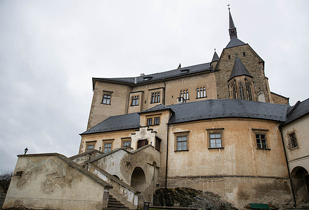 Lodičky, šansony i cestující šlechta. Hrady a zámky v Olomouckém kraji otvírají
