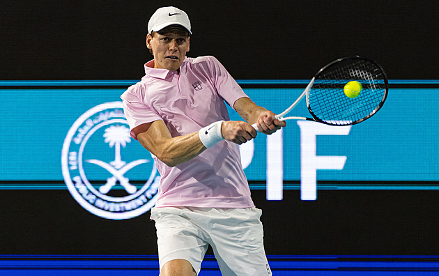 Ničitel Sinner. Drží sérii 32 vyhraných setů v řadě, vyzraje na něj Lehečka?